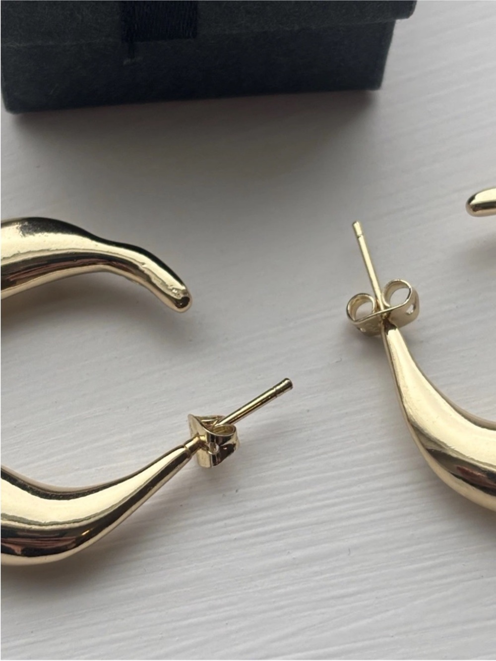 Gold Plated Pearl Hoop Earrings Organic Teardrop Statement Earring Chunky Modern - Picture 9 of 12